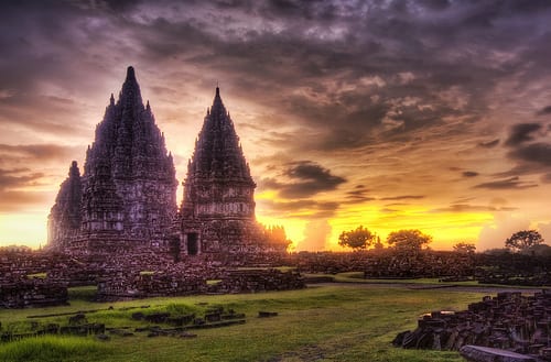 photo credit: stuckincustoms